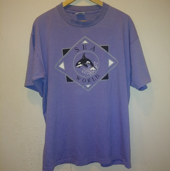 Vintage Sea World Rare Tee Shirt - Picture 1 of 4